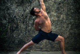 Man Flow Yoga: Yoga for Men